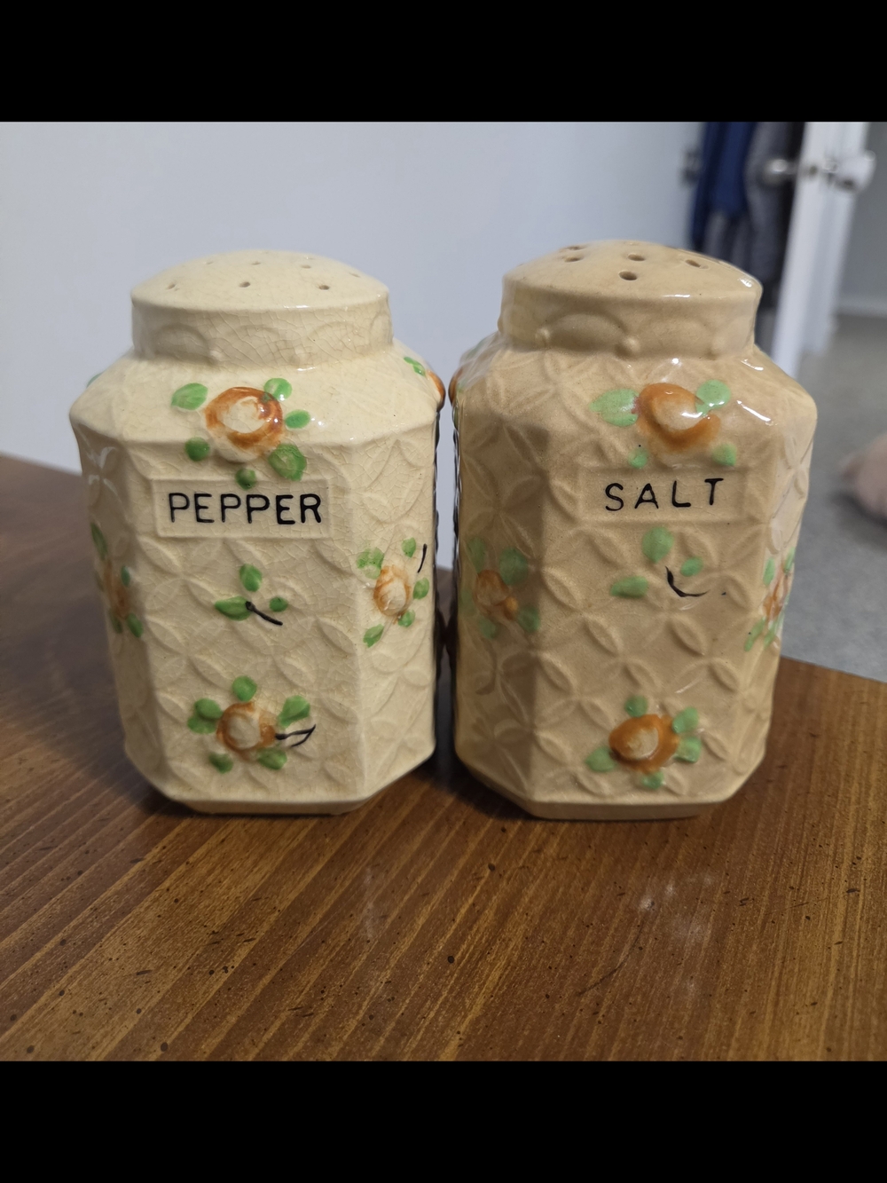 Vintage Japanese Majolica style salt and pepper shakers, likely from the 1940s.